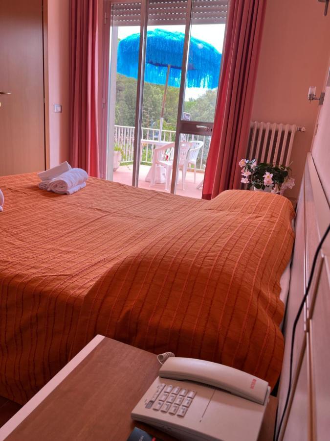 Hotel Ellymar Вада Экстерьер фото