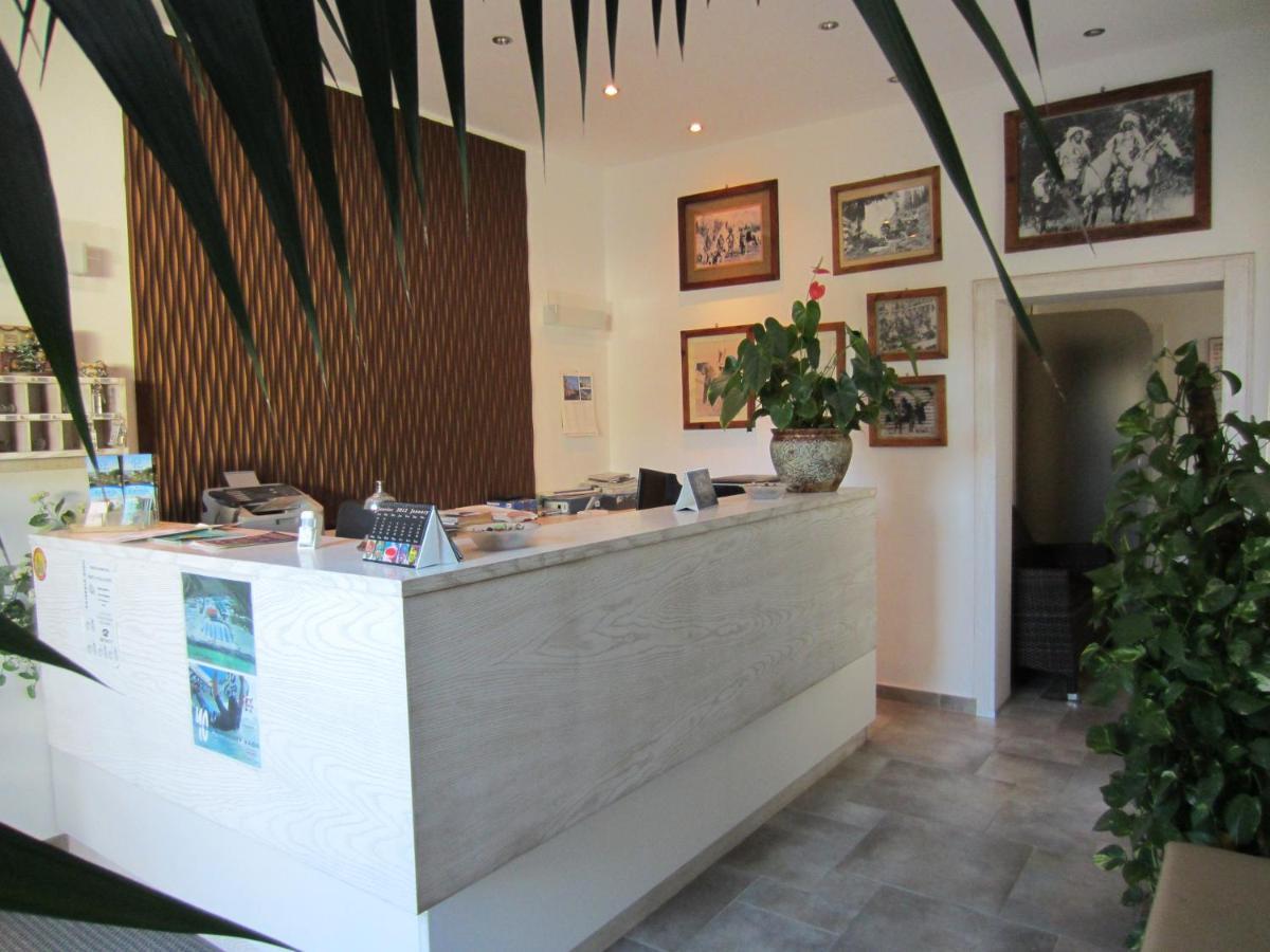 Hotel Ellymar Вада Экстерьер фото