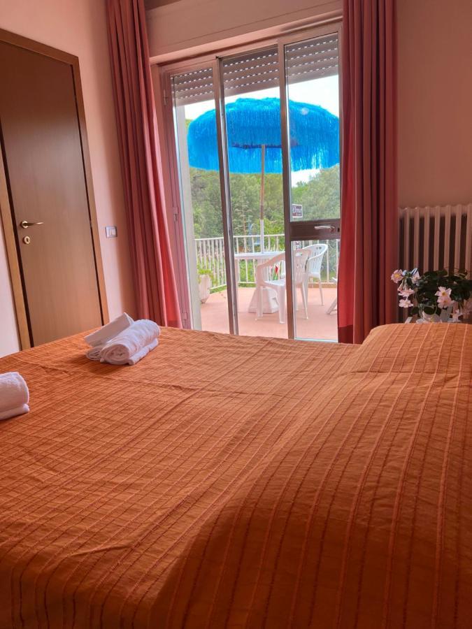 Hotel Ellymar Вада Экстерьер фото