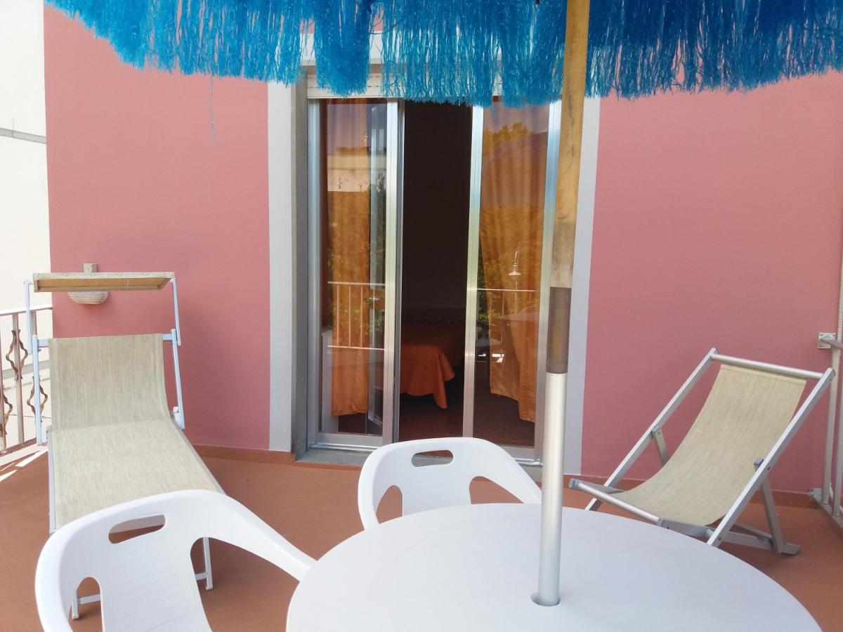 Hotel Ellymar Вада Экстерьер фото