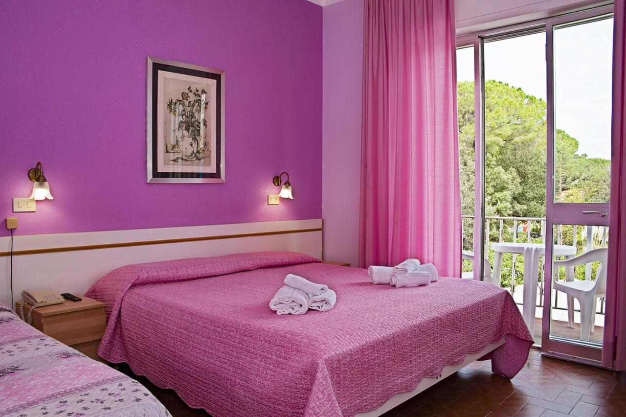 Hotel Ellymar Вада Экстерьер фото