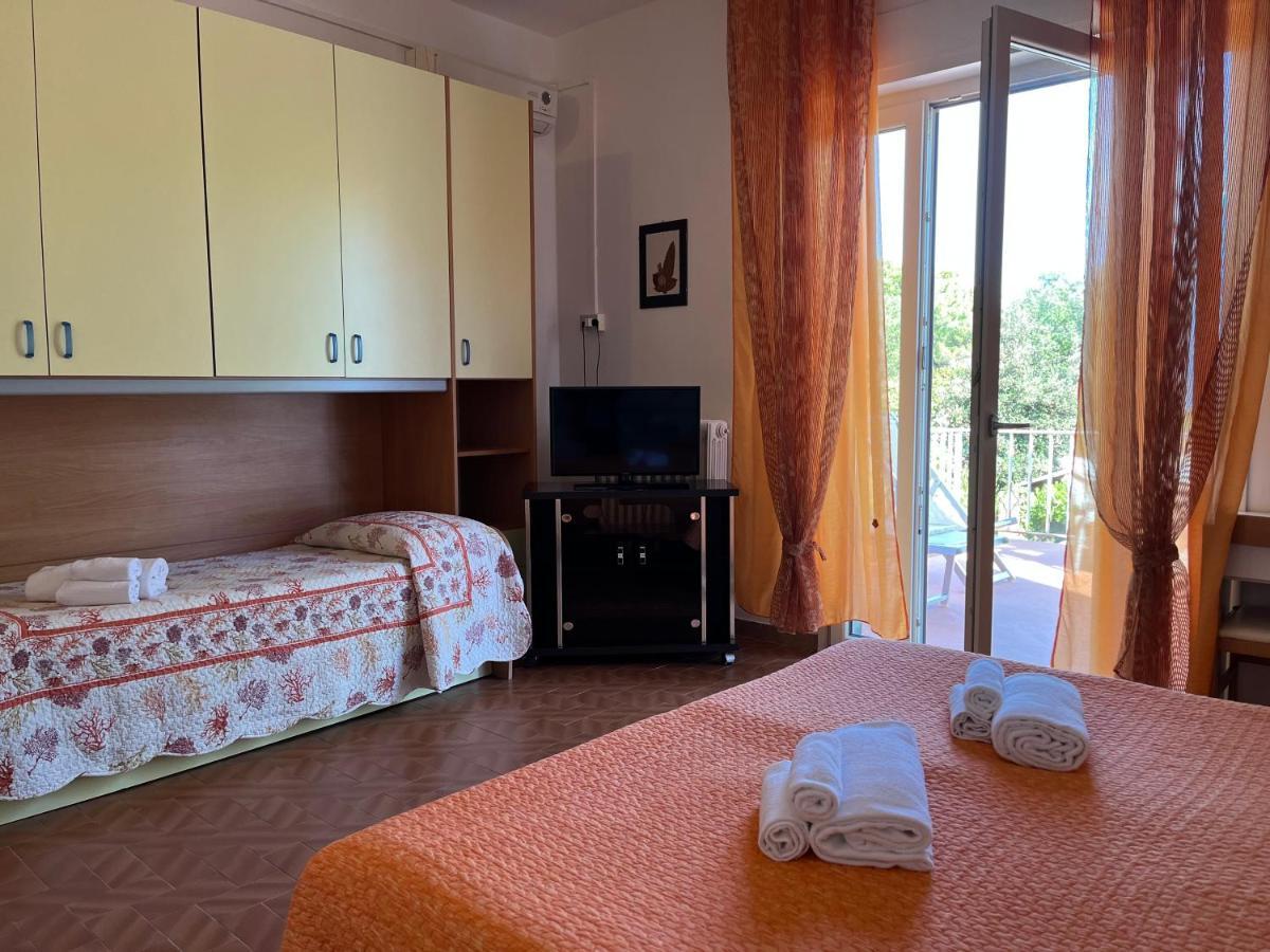 Hotel Ellymar Вада Экстерьер фото