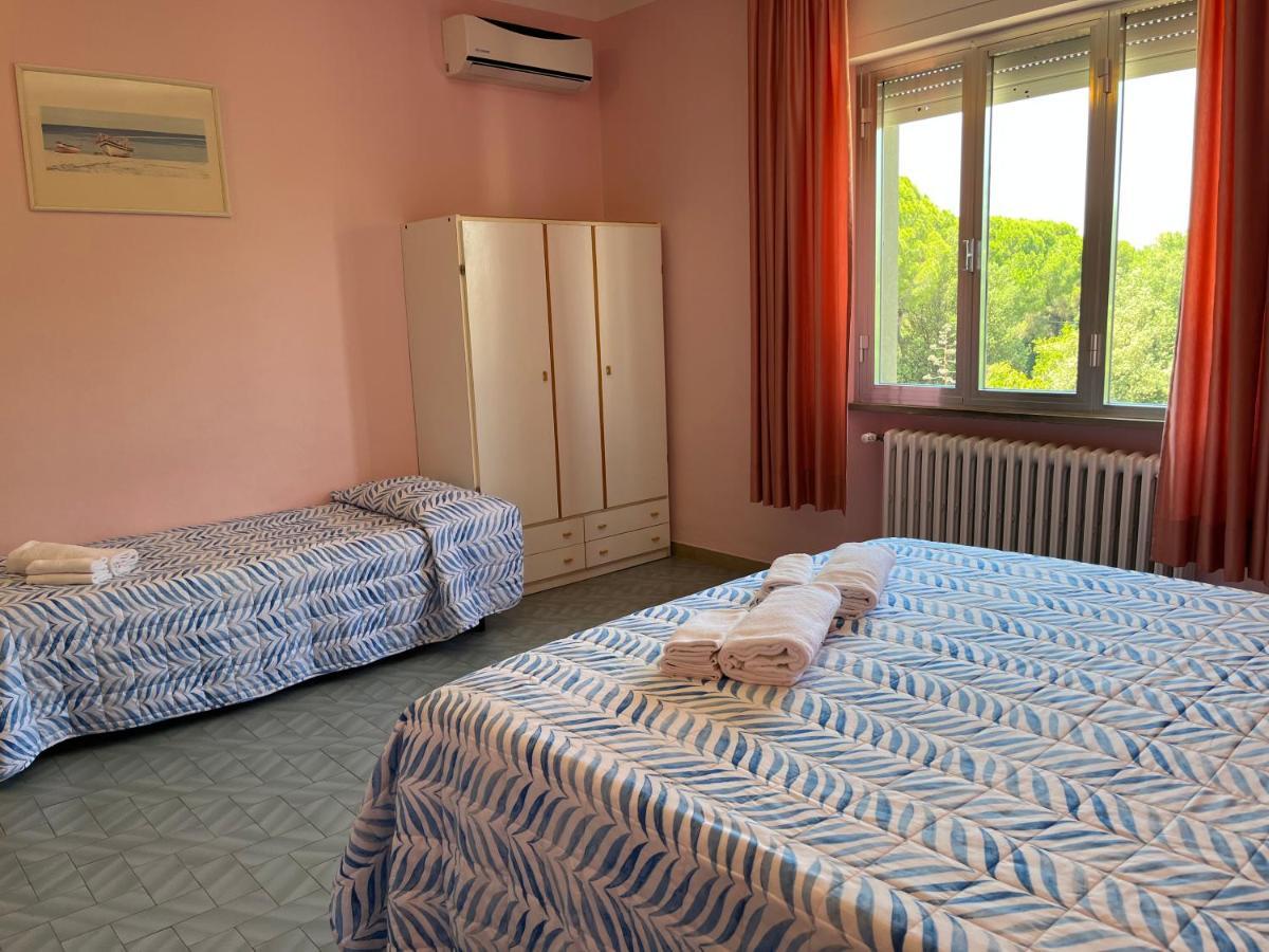 Hotel Ellymar Вада Экстерьер фото