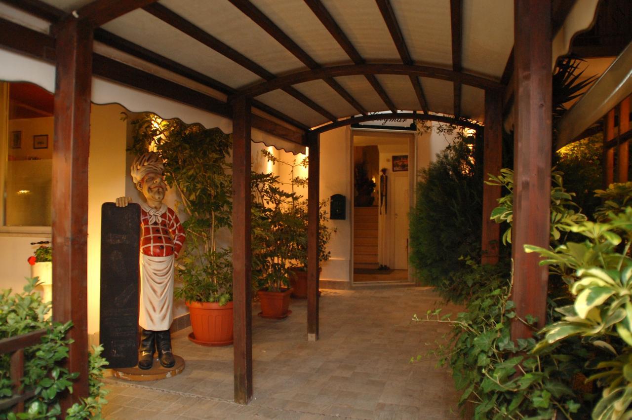 Hotel Ellymar Вада Экстерьер фото